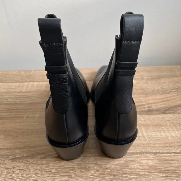 Frame Le Lexington Black Boots Chelsea Bootie Sleek Ankle Boot 7.5 NEW NWT - Picture 6 of 9